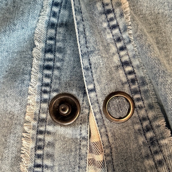 BiBi Women's lightweight denim with light soft plaid flannel sleeves shacket - Picture 8 of 16